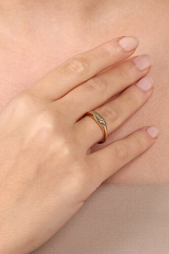 Kutup Yıldızı Motifli Oval Yüzük