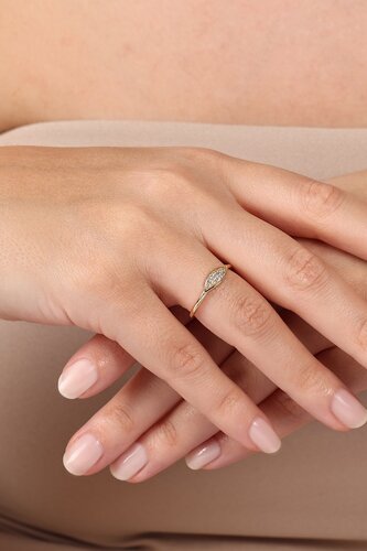 Taşlı Yaprak Yüzük