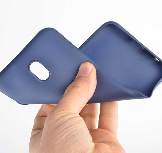 Microsonic Matte Silicone Xiaomi Redmi 8A Kılıf Siyah