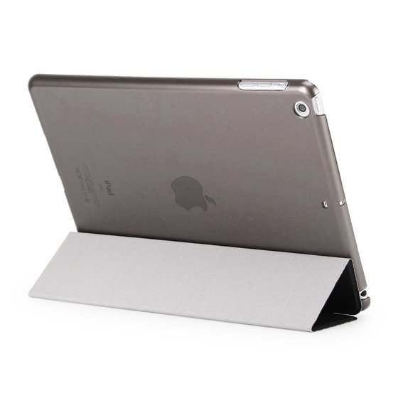 Microsonic Apple iPad 9.7 2018 (A1893-A1954) Smart Case ve arka Kılıf Siyah