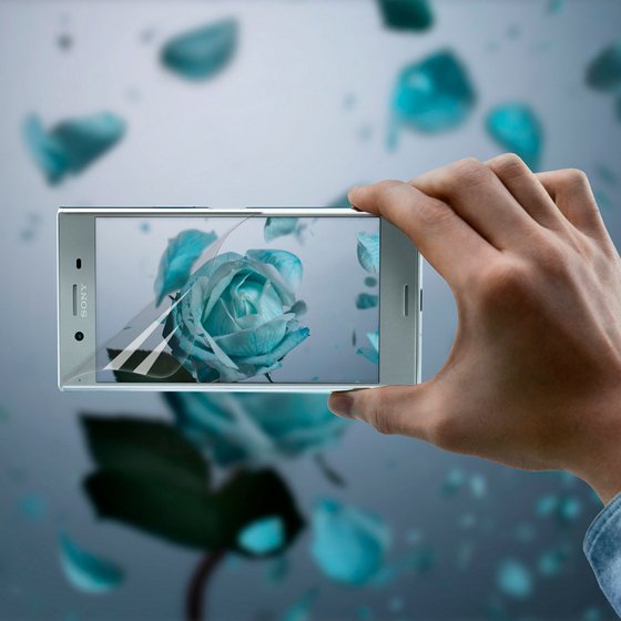 Microsonic Sony Xperia XZ Premium Kavisler Dahil Tam Ekran Kaplayıcı Şeffaf Koruyucu Film