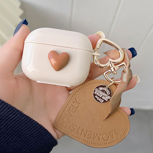 Microsonic Airpods Pro 3 Kılıf Süslü Kalp Desenli Kahverengi
