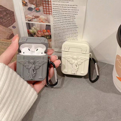 Microsonic Airpods Pro 3 Kılıf Cartoon Figürlü Silikon Praying Angel Bej