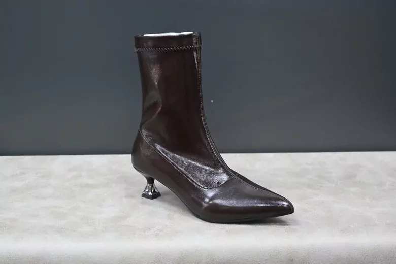 KADIN ÇİZME KAHVERENGİ