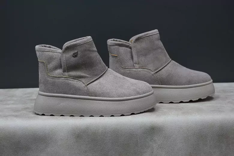 Kadın Kısa Boğaz İçi Kürklü Bot