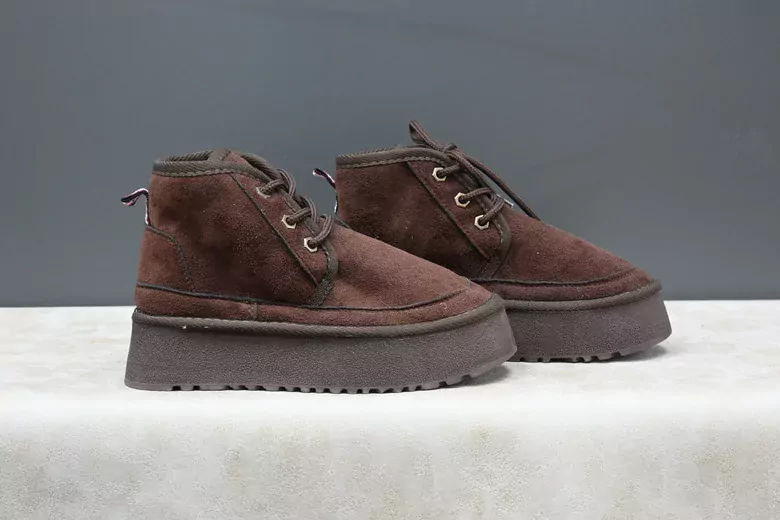 Kadın Kısa Boğazlı Bağcıklı İçi Kürklü Bot