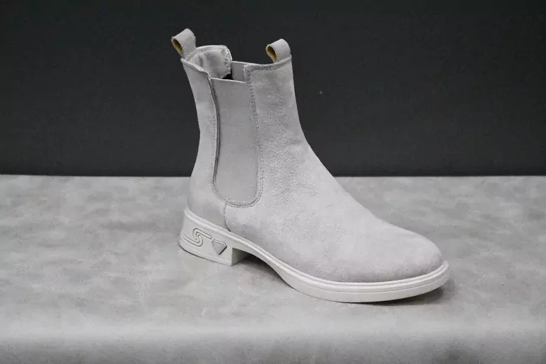 Kadın Lastikli Kısa Bot