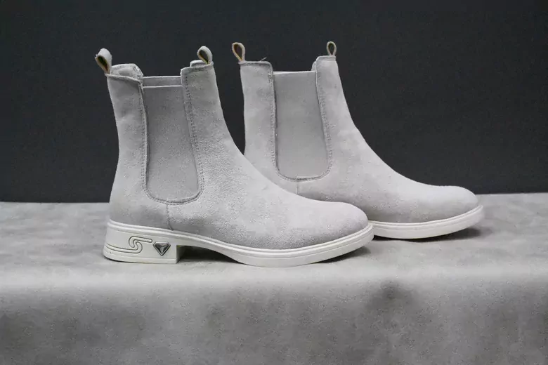 Kadın Lastikli Kısa Bot