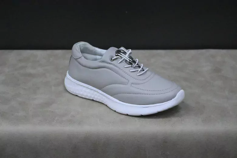 Kadın Deri Ortapedik Akıllı Bağcıklı Spor Ayakkabı