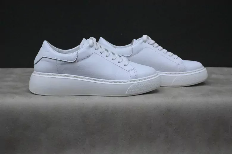 Kadın İç Dış Poliüretan Taban Bağcıklı Spor