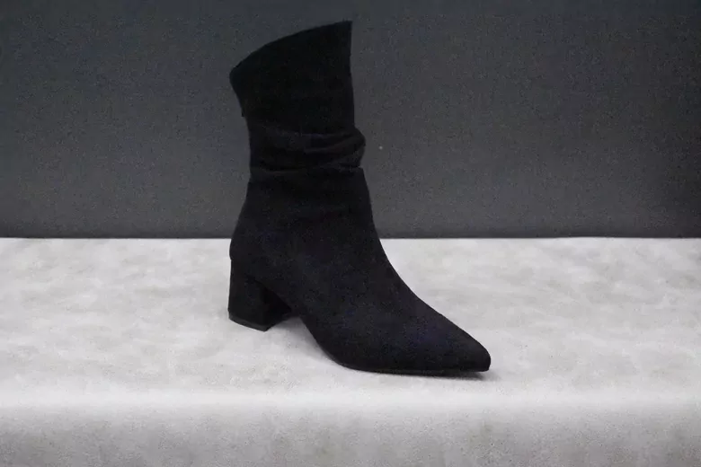 Kadın Süet Körüklü Kısa Topuklu Fermuarlı Çizme