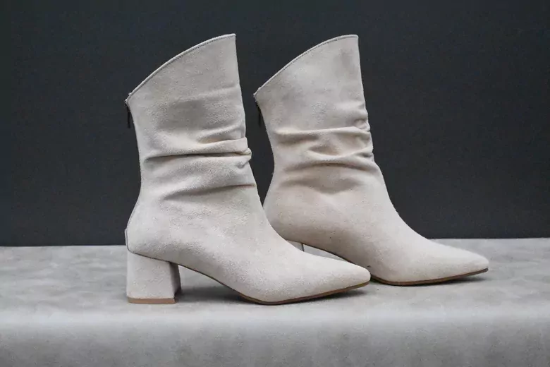 Kadın Süet Körüklü Kısa Topuklu Fermuarlı Çizme