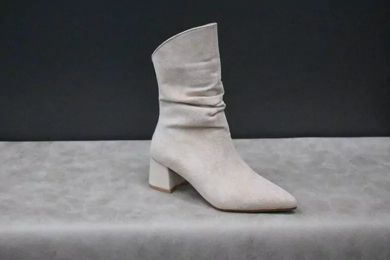 Kadın Süet Körüklü Kısa Topuklu Fermuarlı Çizme