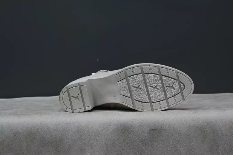 Kadın Kilteli Topuklu Bot