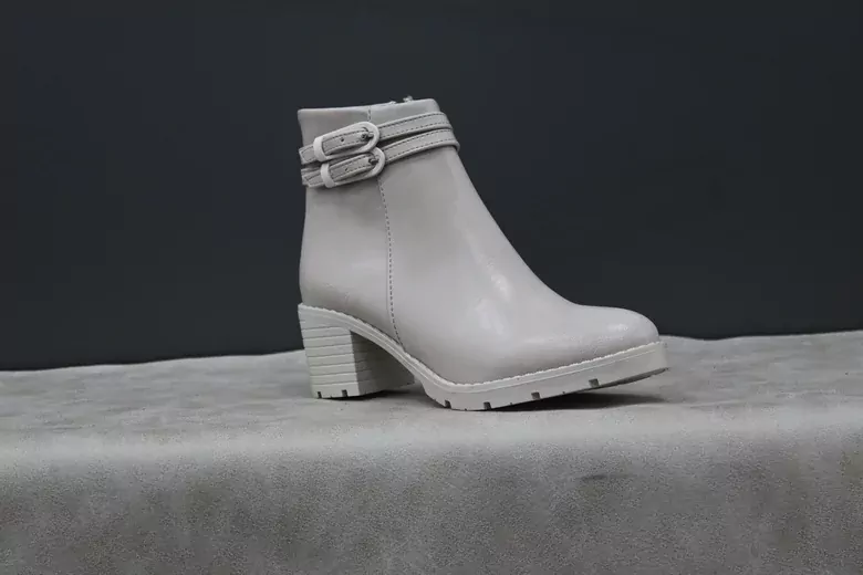 Kadın Kilteli Topuklu Bot