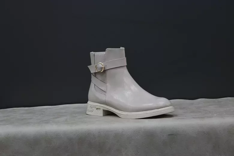 Kadın Düz Topuk Kısa Bot