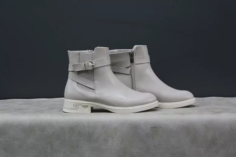 Kadın Düz Topuk Kısa Bot