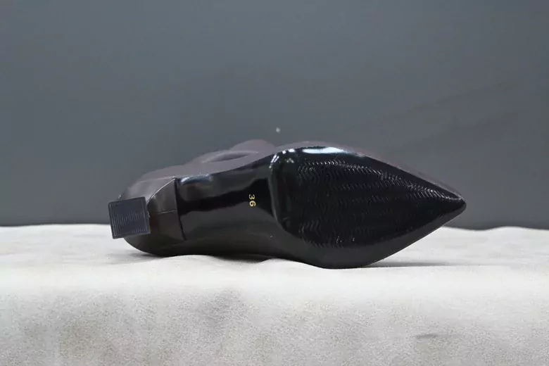 Kadın Deri Körüklü İnce Topuk Fermuarlı Sivri Burun Kısa Çizme