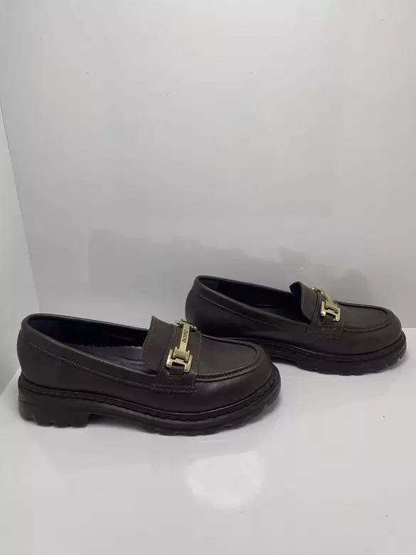 Kadın Düz Taban Tokalı Kundura