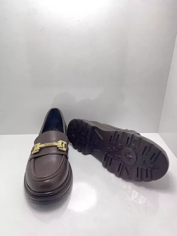 Kadın Düz Taban Tokalı Kundura