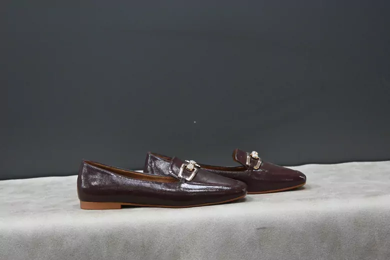 Kadın Taşlı Tokalı Babet