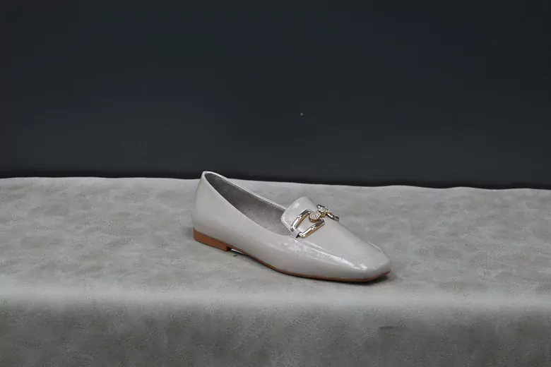 Kadın Taşlı Tokalı Babet