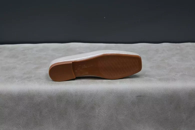 Kadın Taşlı Tokalı Babet