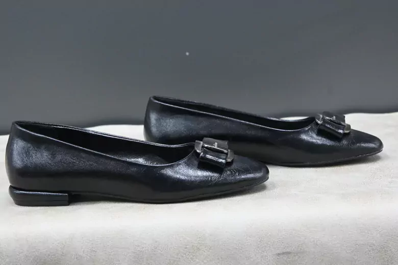 Kadın Armalı Babet