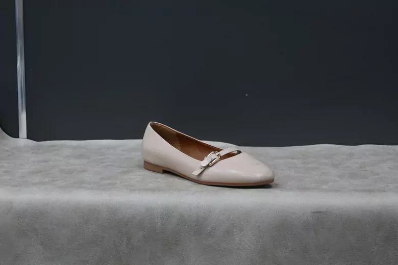 Kadın Üstten Kilteli Babet