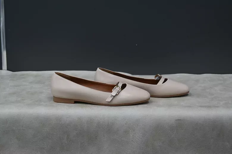 Kadın Üstten Kilteli Babet