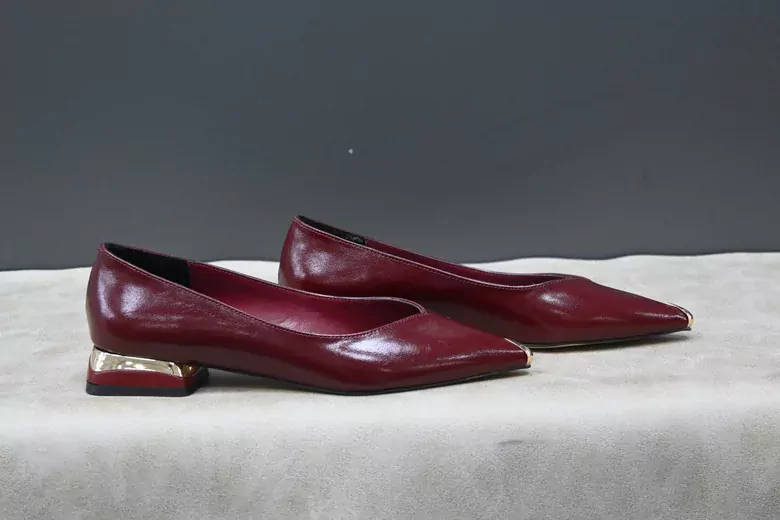 Kadın Droblu Sivri Burun Kısa Topuklu Babet