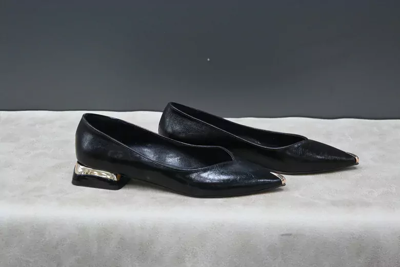 Kadın Droblu Sivri Burun Kısa Topuklu Babet