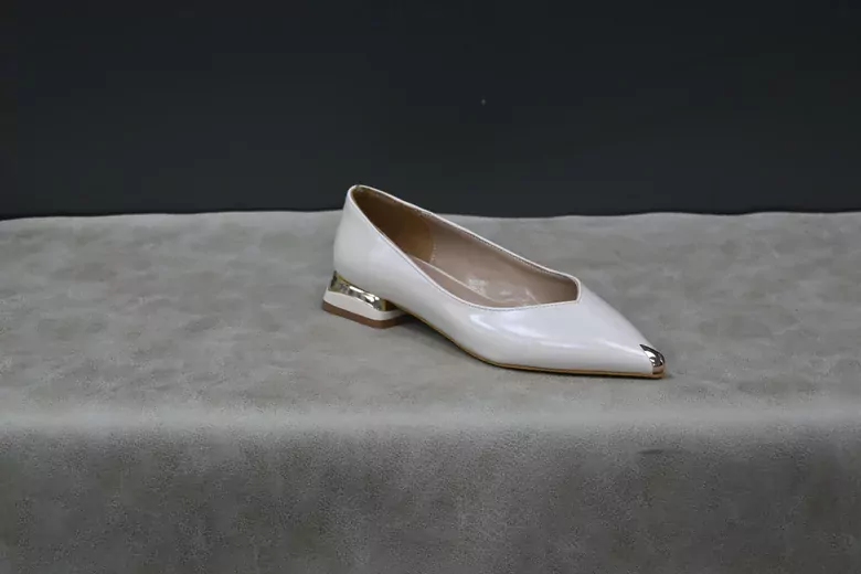 Kadın Droblu Sivri Burun Kısa Topuklu Babet