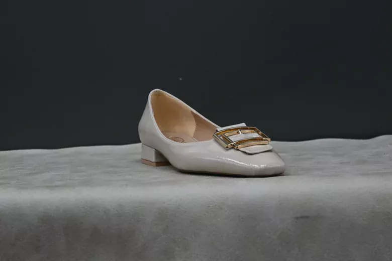 Kadın Tokalı Açık Babet