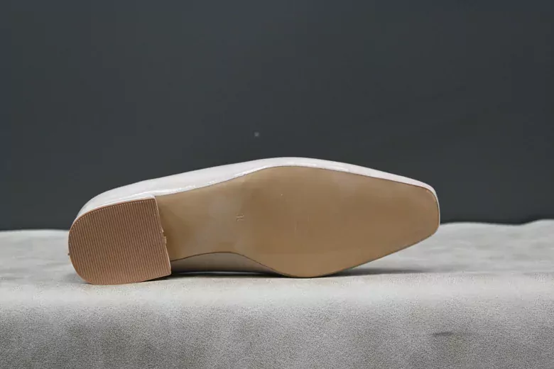 Kadın Tokalı Açık Babet