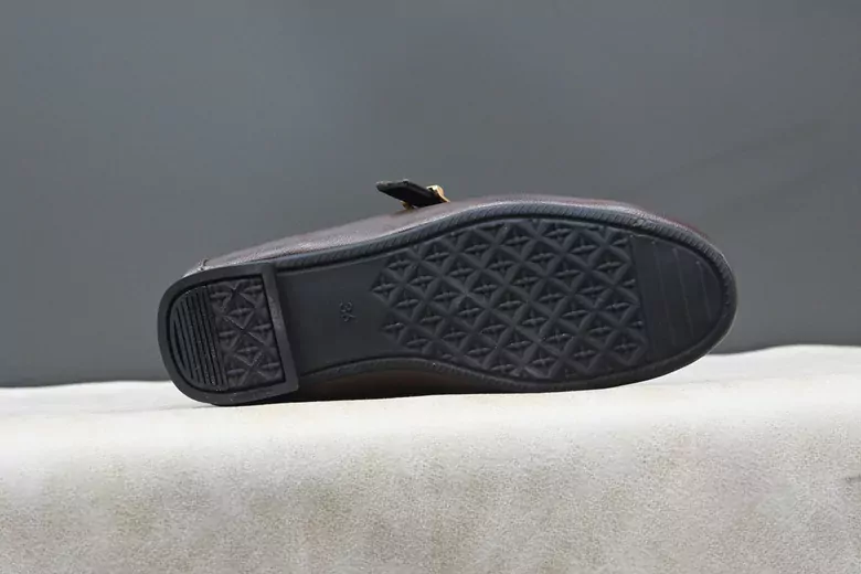 Kadın Kilteli Babet