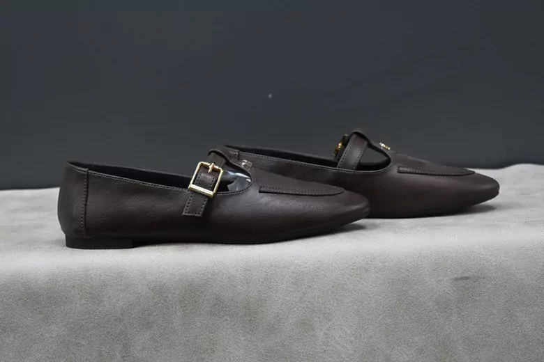 Kadın Kilteli Babet