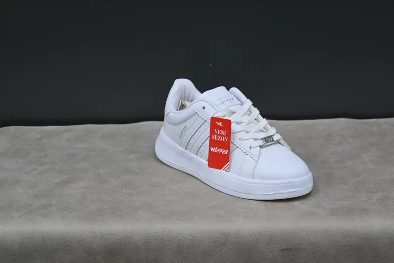 Kadın Şeritli Spor