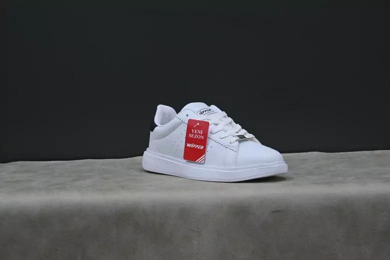 Kadın Bağcıklı Spor