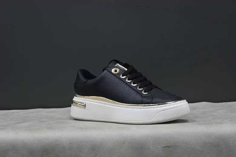 Kadın Gold Detaylı Spor