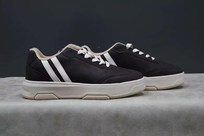 Kadın Kaymaz Taban Şeritli Spor