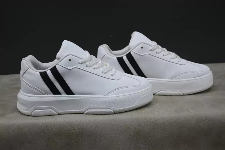 Kadın Kaymaz Taban Şeritli Spor