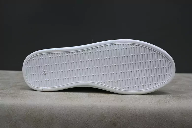 Kadın Bağcıklı Spor