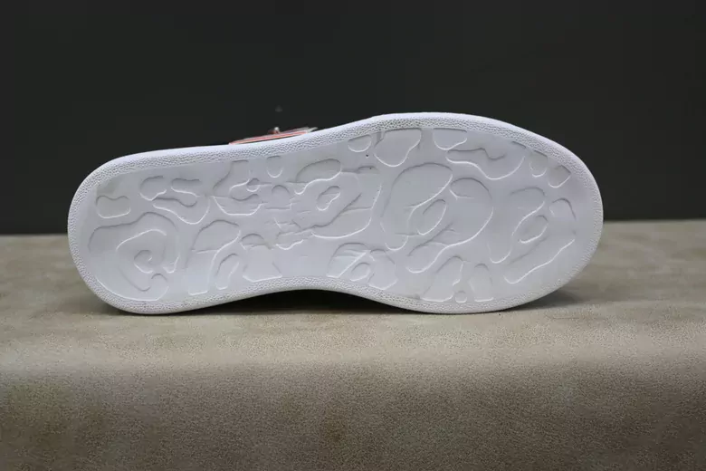 Kadın Garson Bağcıklı Spor