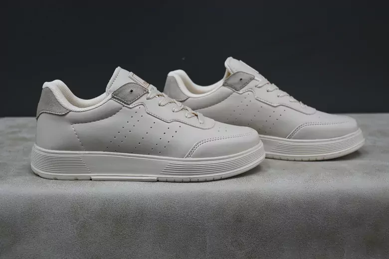 Kadın Bağcıklı Spor