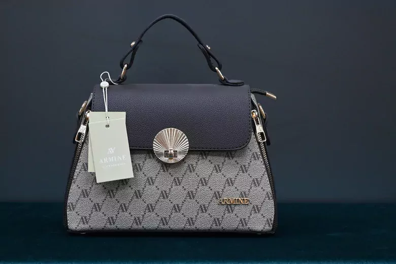 Kadın Krem Noktalı Çanta