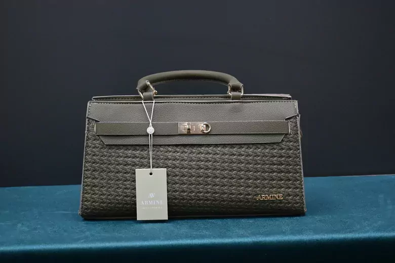 Kadın Haki Örgü Çanta