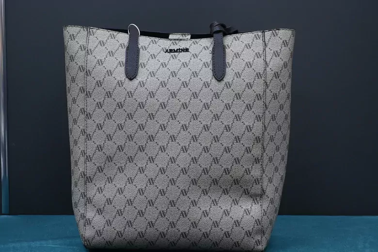 Kadın Vizyon Noktalı Çanta