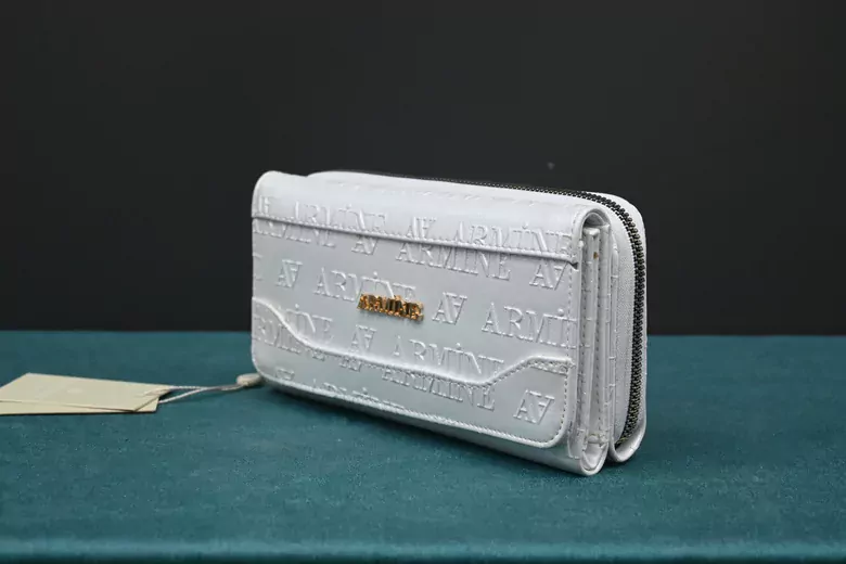 Kadın Beyaz Lazer Cüzdan