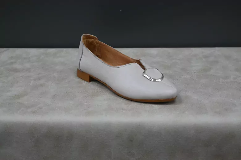 Kadın Tokalı Deri Babet